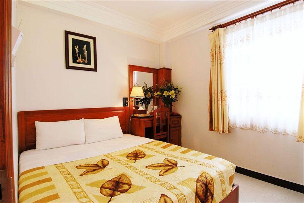 C Central Hotel Bui Vien Khách sạn 3*